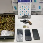 Detuvieron a un hombre con un revólver calibre .38 y más de 200 gramos de marihuana en el barrio Centenario WhatsApp Image 2026-08-18 at 08.46.22
