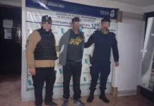 Aprehendieron a un hombre tras intentar asaltar a una mujer en la vía pública
