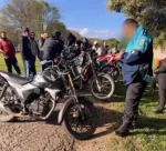 Un cortejo fúnebre terminó en un megaoperativo: 42 motos secuestradas y una era robada WhatsApp Image 2026-09-23 at 18.10.58