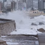 Primavera con viento: Mar del Plata tendrá un lunes con ráfagas de hasta 97 km/h y probabilidad de lluvias temporal-de-viento-en-mar-del